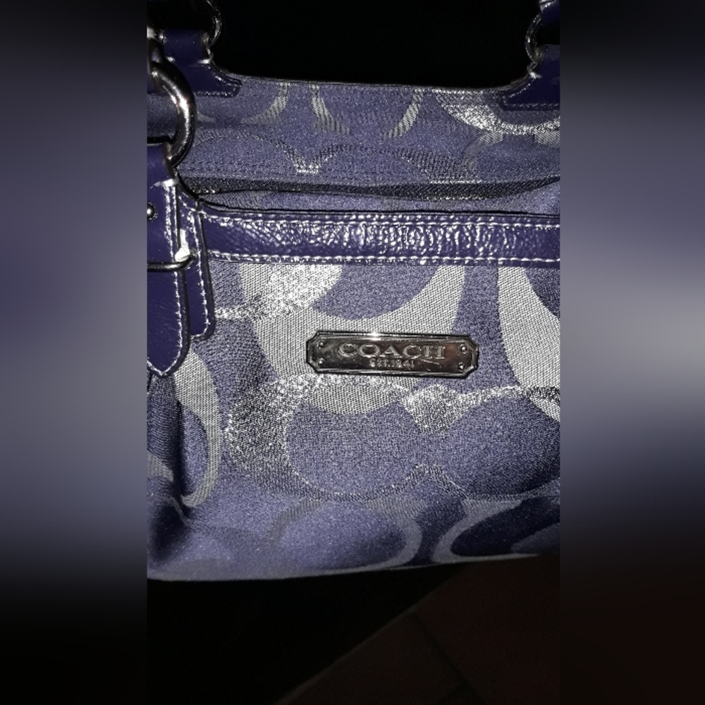Coach Blue/Grey Optic Signature Jacquard and Patent Leather Tote - Picture 13 of 14